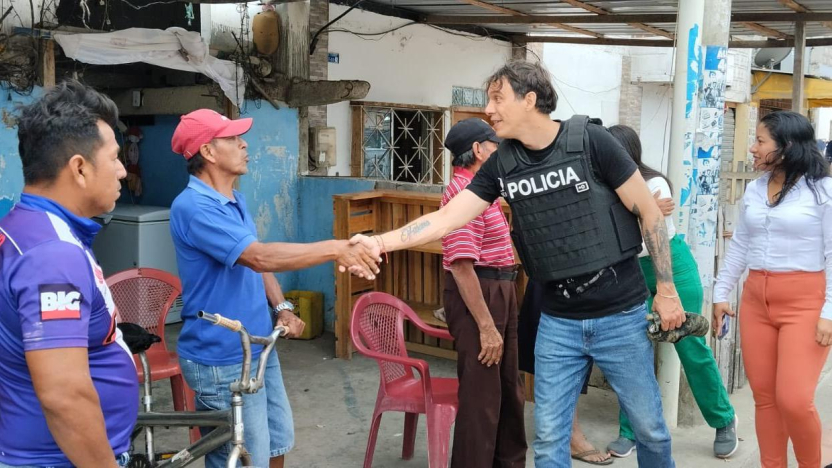 La violencia y la inseguridad acechan la campaña presidencial en Ecuador