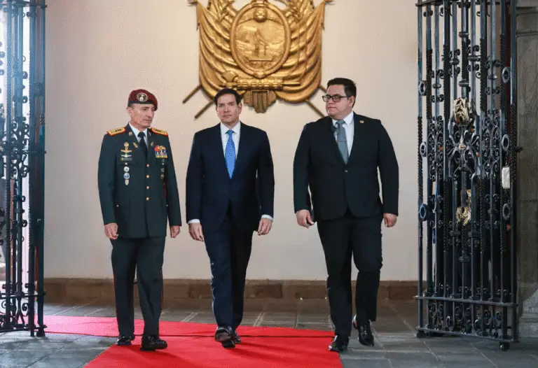 REUNIÓN CON EL SECRETARIO DE ESTADO DE LOS ESTADOS UNIDOS. QUITO, 04 DE SEPTIEMBRE DEL 2025.