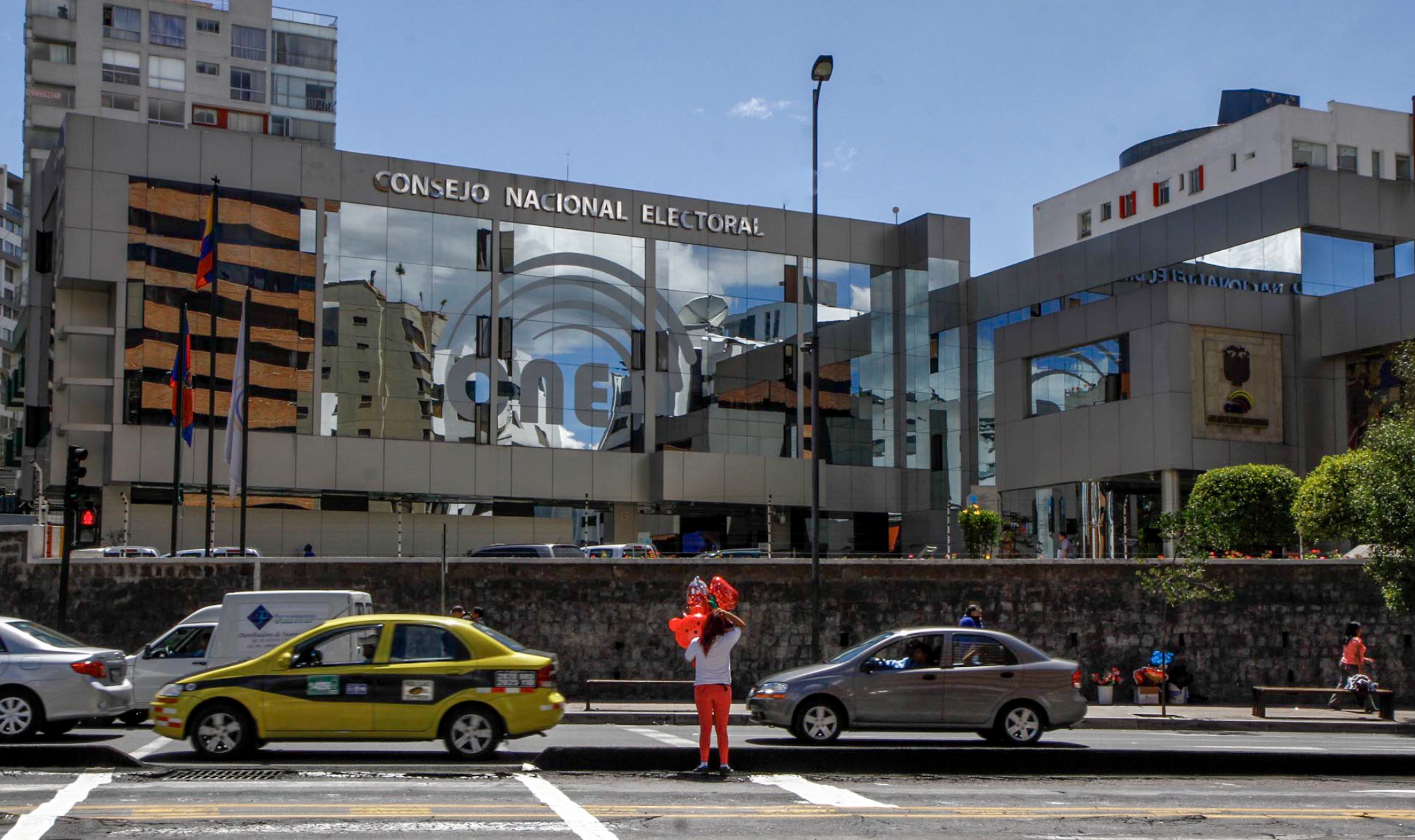 Abogados, académicos y constitucionalistas piden a vocales del CNE dar un paso al costado