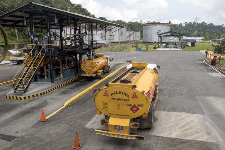 Comercialización de Combustible de Petroecuador