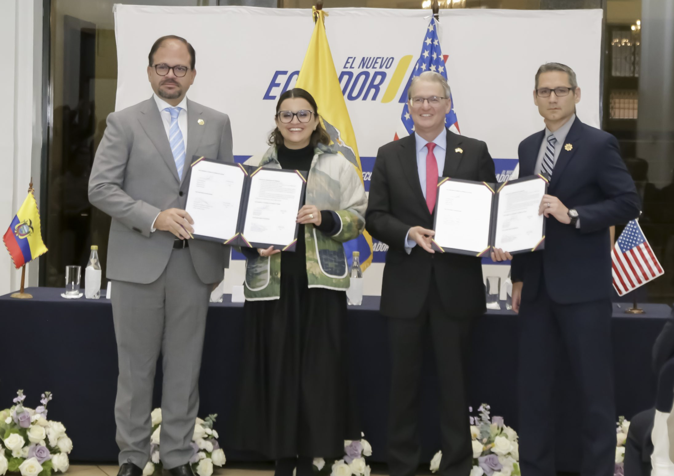 Ecuador y Estados Unidos refuerzan cooperación en seguridad con acuerdo entre el Ministerio del Interior y el FBI