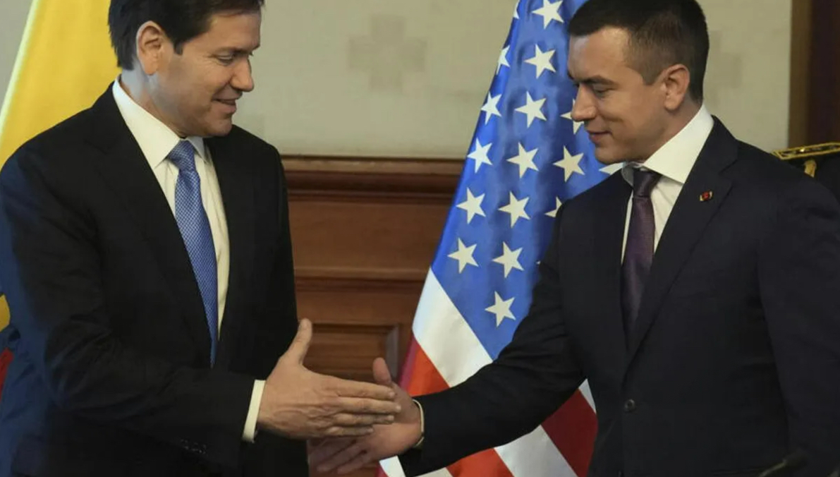 Imagen tomada del diario El Pulzo. Estados Unidos y Ecuador cierran acuerdos comerciales