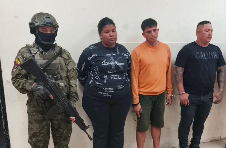 Aprendidos vinculados al grupo armado los Chonero en Operativo militar en los Ríos.