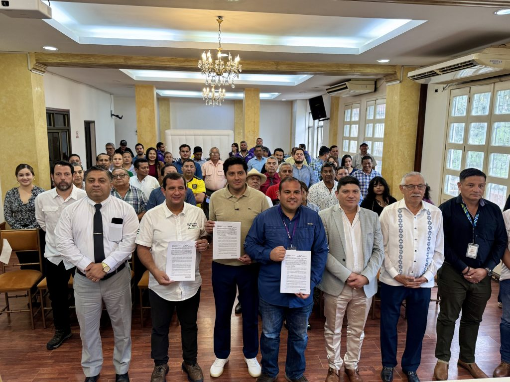 Gobierno fortalece la gestión del agua en Manabí con nuevos convenios