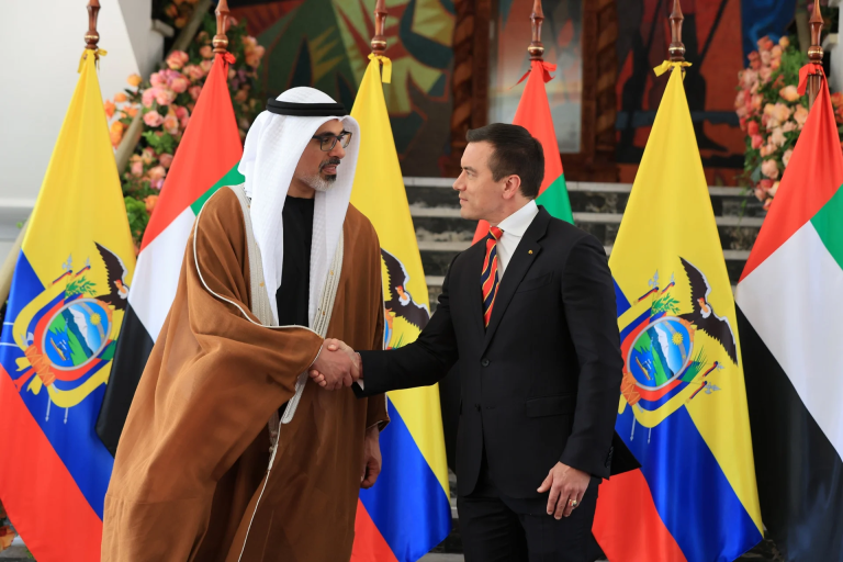 Presidente Daniel Noboa y el príncipe heredero de Abu Dabi, Sheikh Khaled bin Mohamed bin Zayed Al Nahyan
