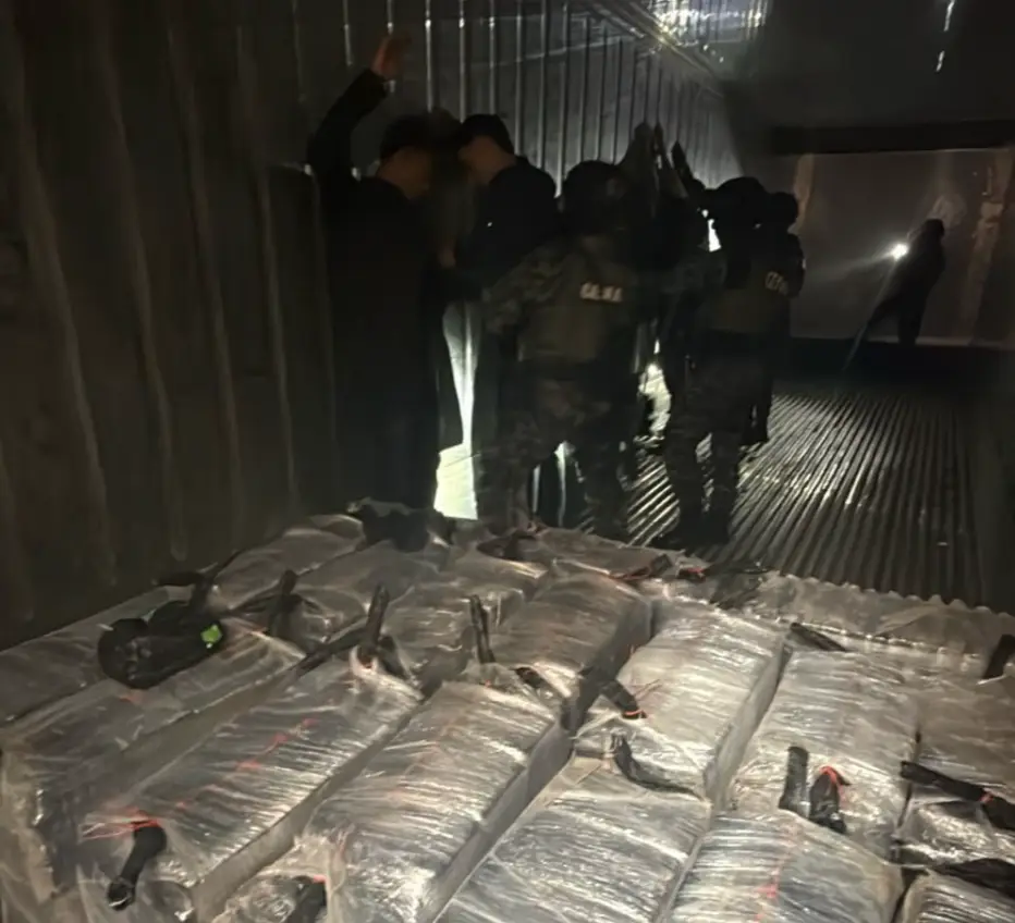 Golpe al narcotráfico en Guayaquil: incautan 1,5 toneladas de droga en terminal portuaria