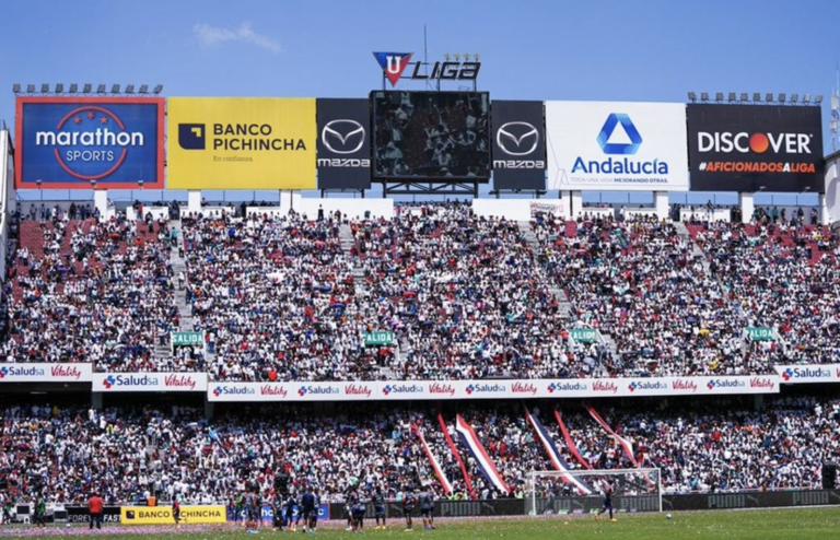 Crisis en Liga de Quito: hinchas explotan tras derrota y crecen dudas sobre el técnico