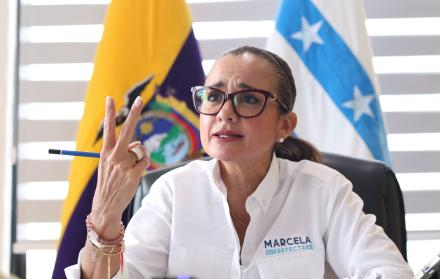 Marcela Aguiñaga renuncia a la Prefectura del Guayas