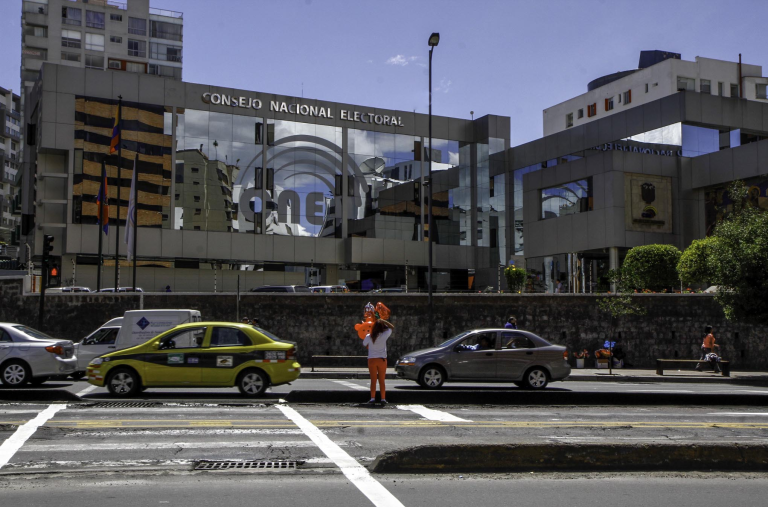 El próximo 27 de abril 163 aspirantes rendirán examen para integrar el CNE.