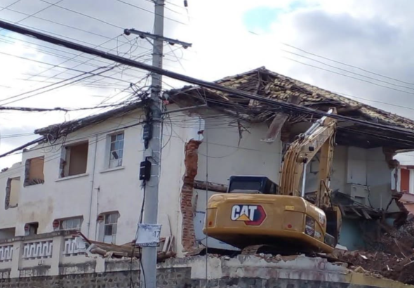 Destrucción del patrimonio de Quito sin control